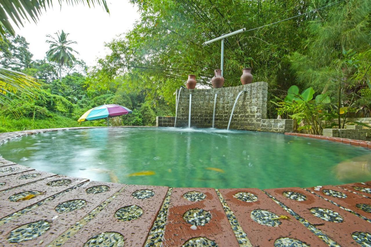 Oyo 90642 Twin Mutiara Chalet & Homestay Jeli Ngoại thất bức ảnh