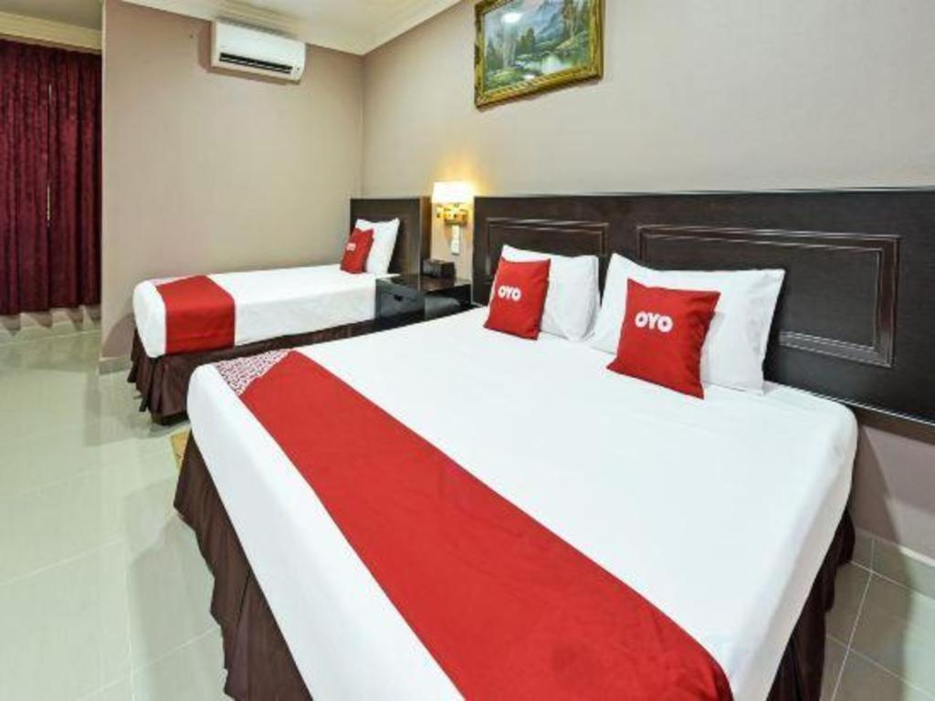 Oyo 90642 Twin Mutiara Chalet & Homestay Jeli Ngoại thất bức ảnh